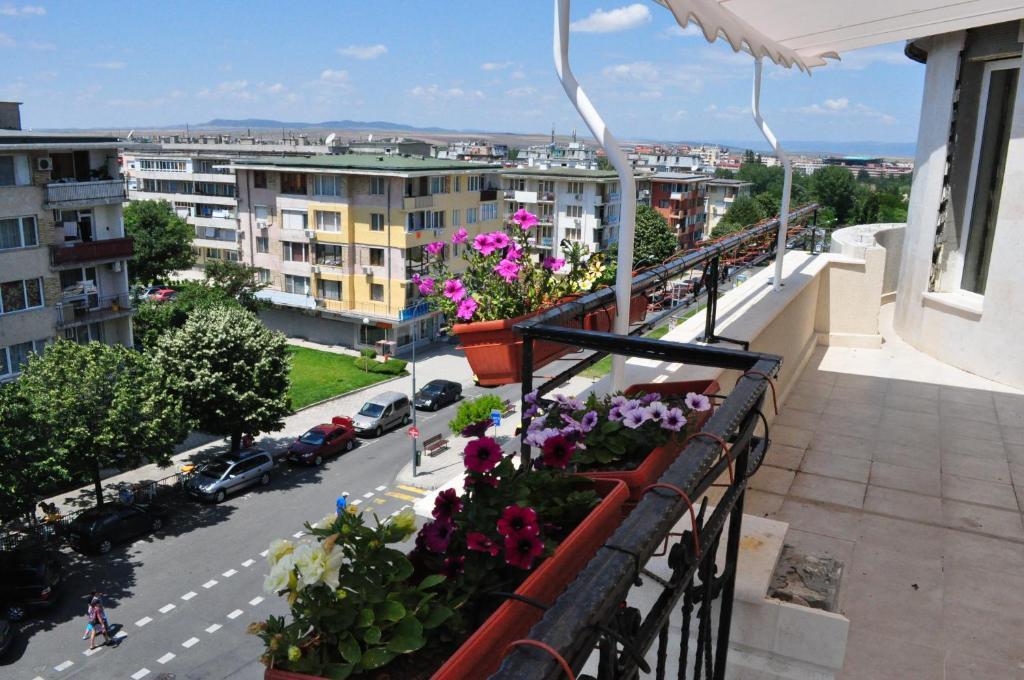 St. George Apartments Neszebar Szoba fotó