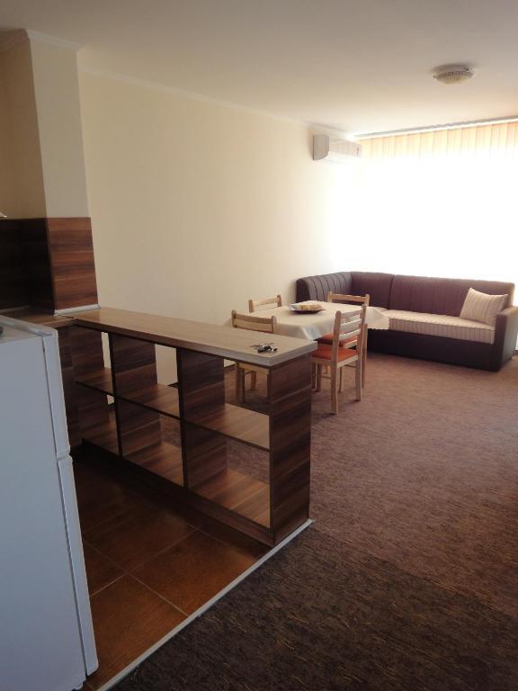 St. George Apartments Neszebar Szoba fotó